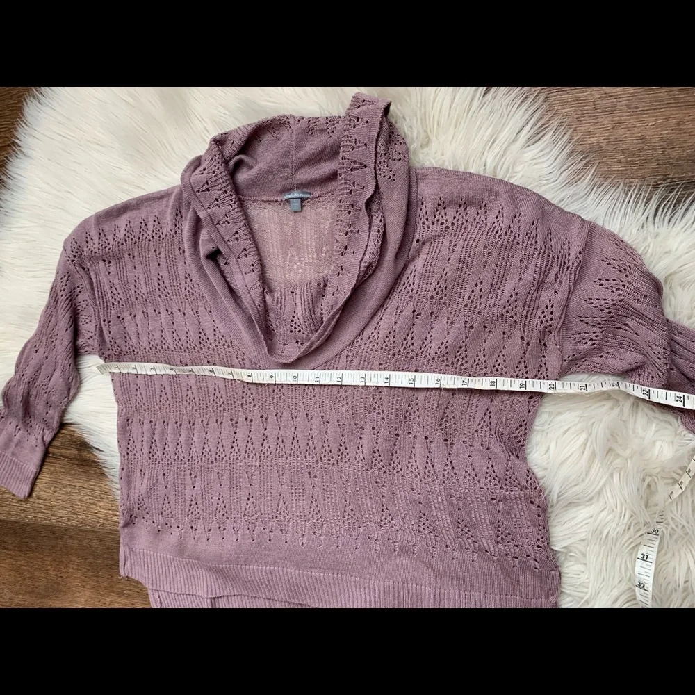 Junior’s Sweater - Picture 4 of 7